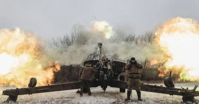 俄軍吃中國餐,俄軍品嘗中國餐，文化交融下的實(shí)踐解析與深度體驗(yàn),快速方案執(zhí)行指南_DX版78.97.78