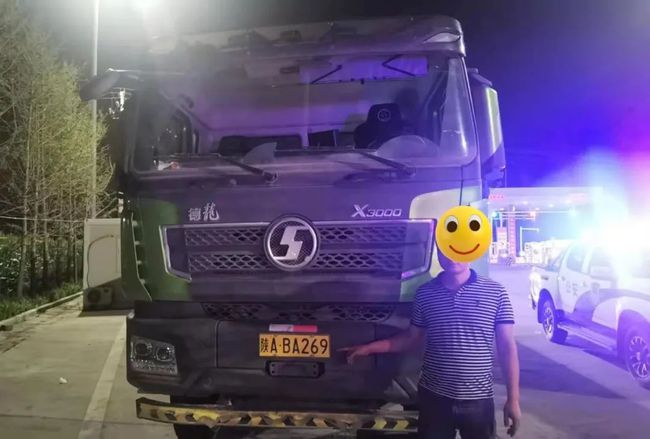 超載渣土車(chē)雇傭盯梢交警，逃避處罰行為曝光